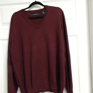 Perry Ellis  Mens V-neck Pullover Sweater